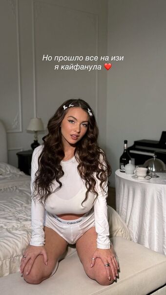 evamarmella Meztelen Kiszivárgások OnlyFans Fotó 31