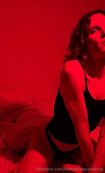 everythingvanishing Meztelen Kiszivárgások OnlyFans Fotó 5