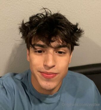 evillxe Meztelen Kiszivárgások OnlyFans Fotó 23