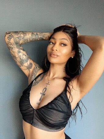 Evoni Meztelen Kiszivárgások OnlyFans Fotó 2