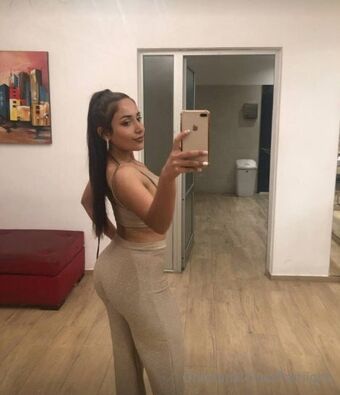 flattiight Meztelen Kiszivárgások OnlyFans Fotó 55