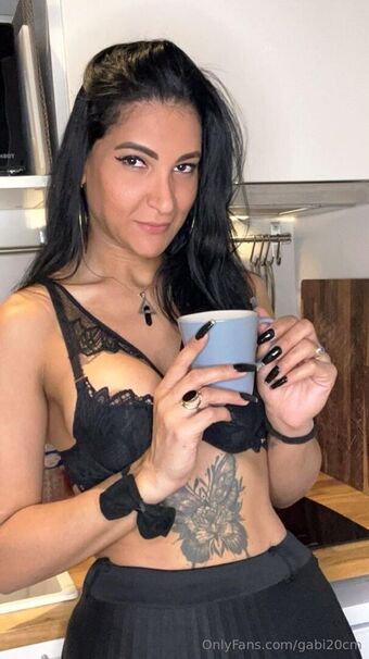 gabi20cm Meztelen Kiszivárgások OnlyFans Fotó 30