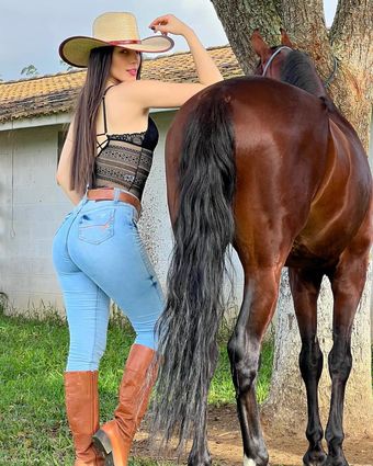 Geandra Bazzanella Meztelen Kiszivárgások OnlyFans Fotó 2