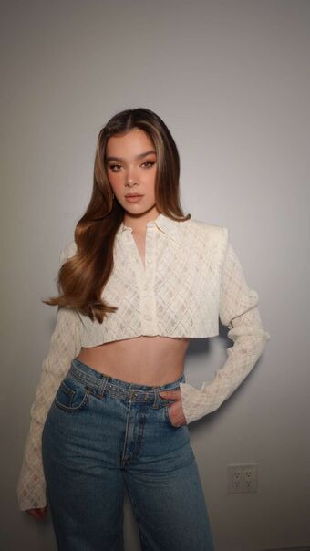 Hailee Steinfeld