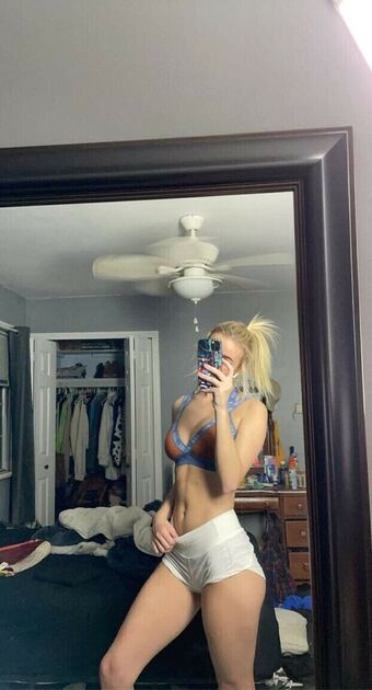 Hal_es Meztelen Kiszivárgások OnlyFans Fotó 3