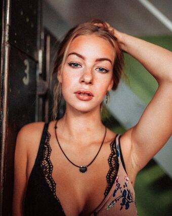 hedwigtr Meztelen Kiszivárgások OnlyFans Fotó 1