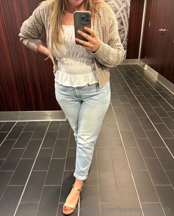 hotwifealexmarie Meztelen Kiszivárgások OnlyFans Fotó 6