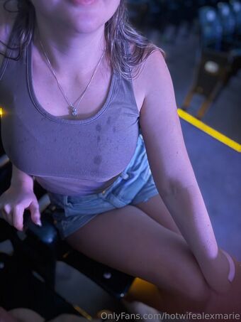 hotwifealexmarie Meztelen Kiszivárgások OnlyFans Fotó 7