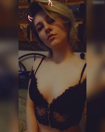 Ilyse Meztelen Kiszivárgások OnlyFans Fotó 2