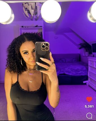 Imoni Meztelen Kiszivárgások OnlyFans Fotó 4
