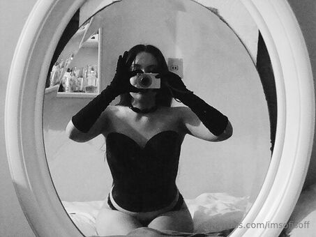 imsofisoff Meztelen Kiszivárgások OnlyFans Fotó 5