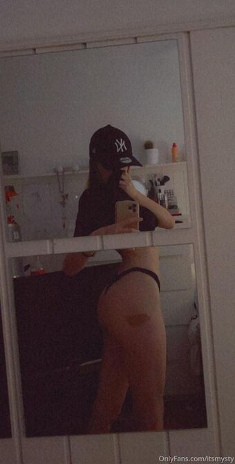 itsmysty Meztelen Kiszivárgások OnlyFans Fotó 4