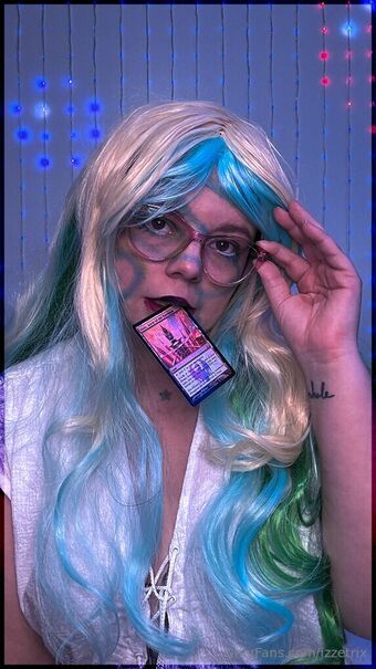 izzetrix Meztelen Kiszivárgások OnlyFans Fotó 8