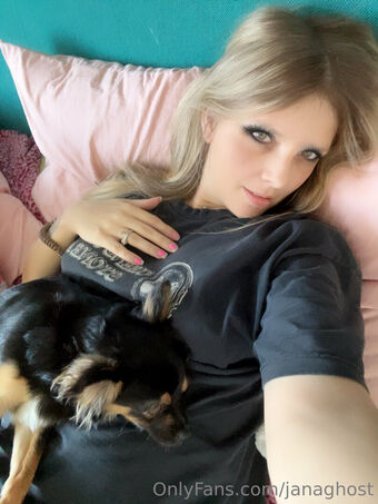 janaghost Meztelen Kiszivárgások OnlyFans Fotó 7