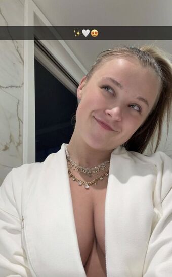 Jojo Siwa Meztelen Kiszivárgások OnlyFans Fotó 134