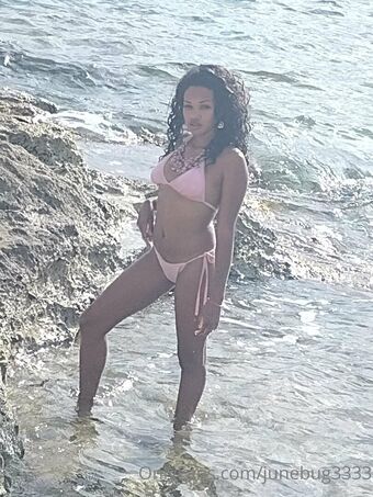 junebug3333 Meztelen Kiszivárgások OnlyFans Fotó 3
