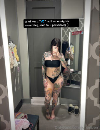 Juneeberri Meztelen Kiszivárgások OnlyFans Fotó 11