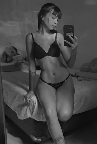 Keii Paez - Hat jemand was von ihr?