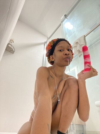 kimmeedumpy Meztelen Kiszivárgások OnlyFans Fotó 9