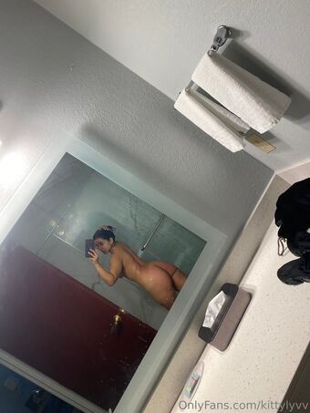 kittylyvv Meztelen Kiszivárgások OnlyFans Fotó 7