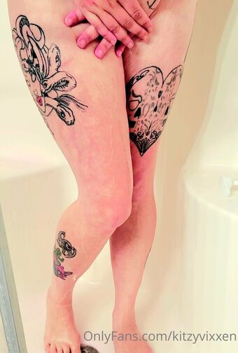 kitzyvixxen