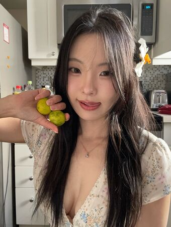 Kong Meztelen Kiszivárgások OnlyFans Fotó 31