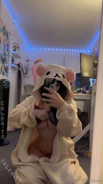 lain.verse Meztelen Kiszivárgások OnlyFans Fotó 16