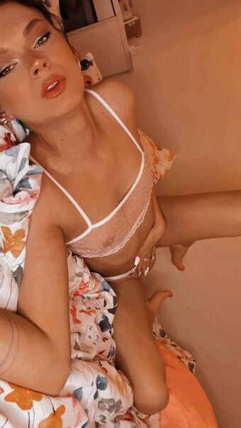 Lana Devone Meztelen Kiszivárgások OnlyFans Fotó 19