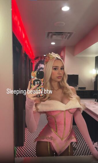lapdog Meztelen Kiszivárgások OnlyFans Fotó 21