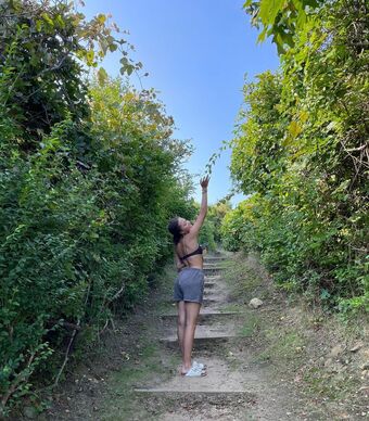 Leilani Azalea Meztelen Kiszivárgások OnlyFans Fotó 33