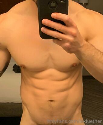 lexluether Meztelen Kiszivárgások OnlyFans Fotó 6