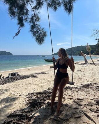 Lilly Walker Meztelen Kiszivárgások OnlyFans Fotó 11