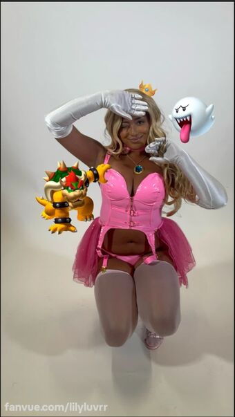 lilyluvrr Meztelen Kiszivárgások OnlyFans Fotó 25