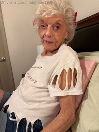 lindahope1939 Meztelen Kiszivárgások OnlyFans Fotó 78