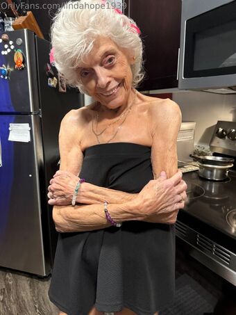 lindahope1939 Meztelen Kiszivárgások OnlyFans Fotó 82