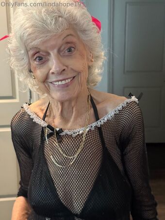 lindahope1939 Meztelen Kiszivárgások OnlyFans Fotó 85