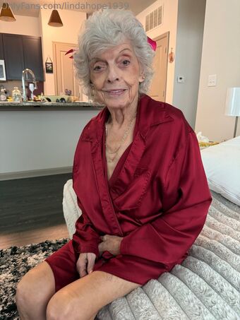 lindahope1939 Meztelen Kiszivárgások OnlyFans Fotó 87