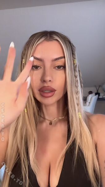 linuschka Meztelen Kiszivárgások OnlyFans Fotó 48