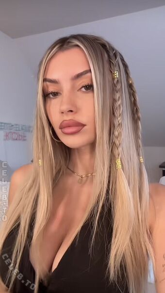 linuschka Meztelen Kiszivárgások OnlyFans Fotó 49