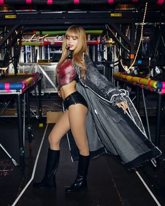 Lisa Blackpink