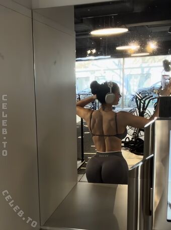 Lisa del Piero Meztelen Kiszivárgások OnlyFans Fotó 506