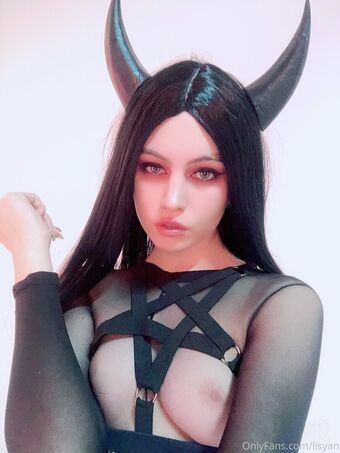 Lisyanfox Meztelen Kiszivárgások OnlyFans Fotó 18
