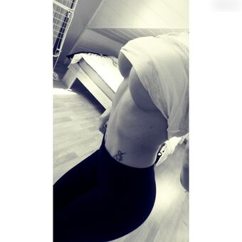 Lizzyvanhyde Meztelen Kiszivárgások OnlyFans Fotó 51