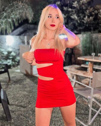 Lua Sansat Meztelen Kiszivárgások OnlyFans Fotó 4