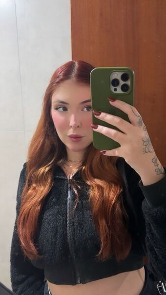 Lubertolla Meztelen Kiszivárgások OnlyFans Fotó 19