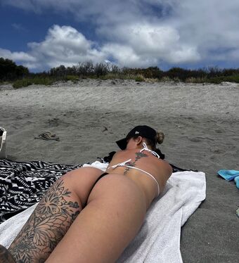 Maddygrutt Meztelen Kiszivárgások OnlyFans Fotó 4