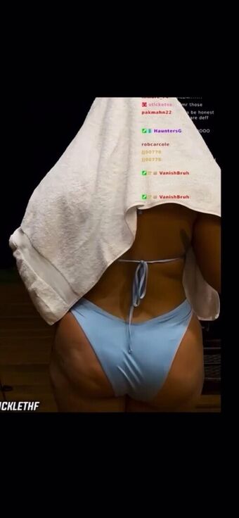 Maleni Cruz Meztelen Kiszivárgások OnlyFans Fotó 212