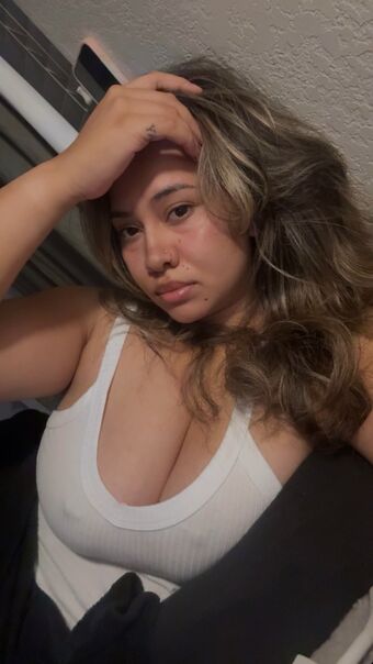Mama E Meztelen Kiszivárgások OnlyFans Fotó 17