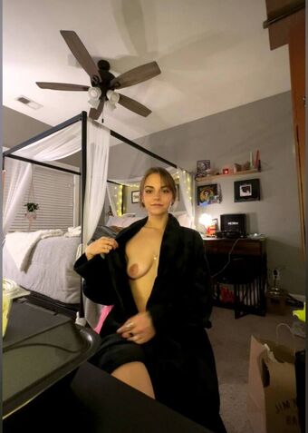 Manda Meztelen Kiszivárgások OnlyFans Fotó 21