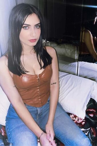 MarieMoone Meztelen Kiszivárgások OnlyFans Fotó 24